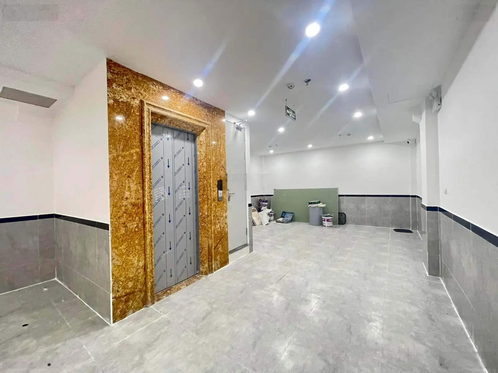 Nhà 7 tầng - 86m2 - MT 5m - Thang máy - Ngõ thông - Ô tô - 17 phòng - Xuân La, Tây Hồ. Nhỉnh 15 tỷ