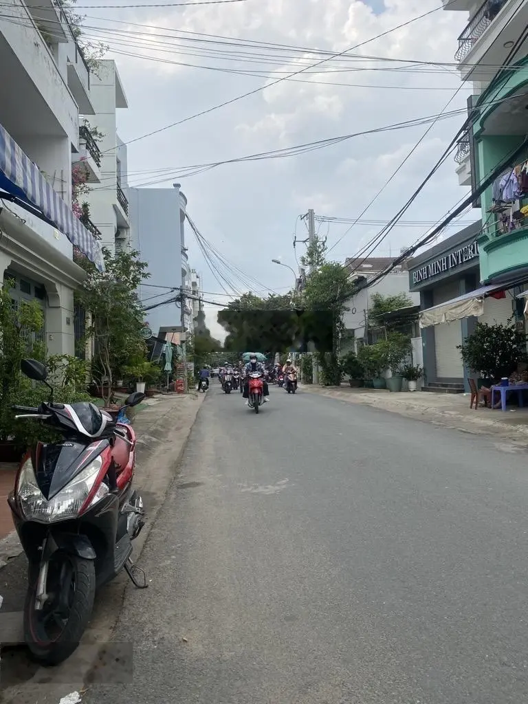MT kinh doanh CX Ngân Hàng, đường số Q7 chỉ 7, x tỷ
