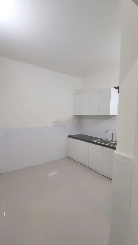 Bán nhà 54m2. Hẻm 2m cách oto 20m. Ngay chợ tam hà, nhà thờ tam hà
