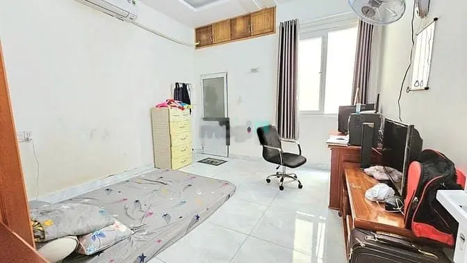 Bán nhà 1 trệt 2 lầu hẻm xe hơi đường 100A . P tân phú. Tp thủ đức