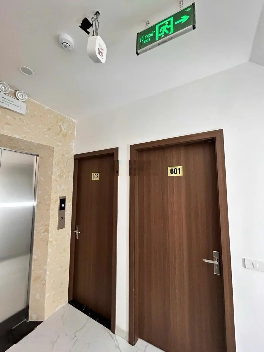 Nhà đẹp phố Khâm Thiên - căn hộ dịch vụ full đồ 6t thang máy - 11 p khép kín - lô góc - 15.3 tỷ