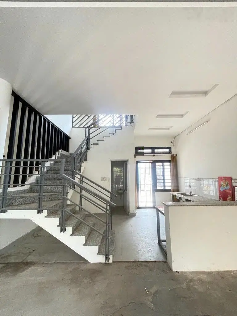 Bán gấp nhà riêng 4,5 tỷ, 75m2 tại Thạnh Xuân, Q12, HCM