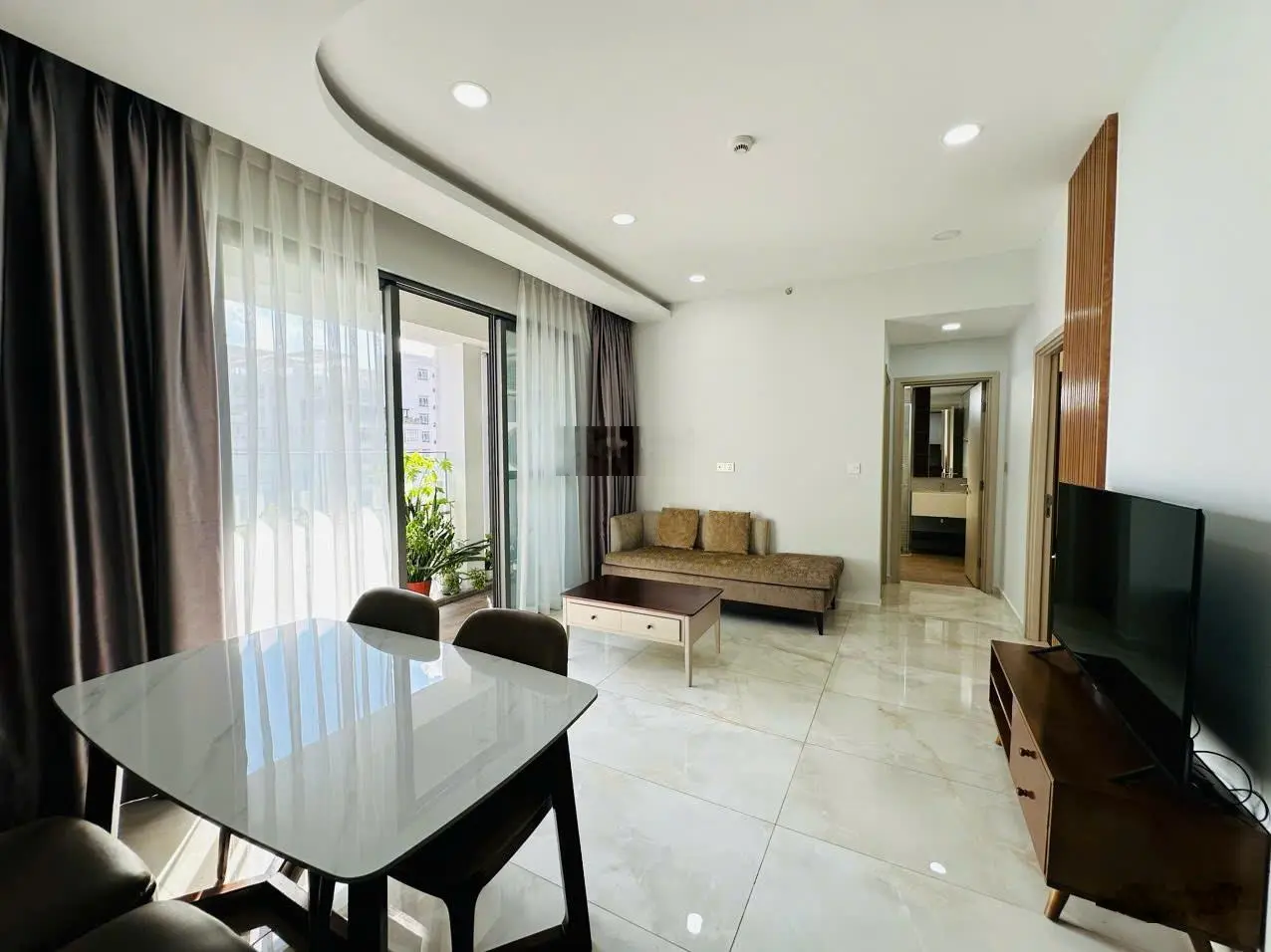 Bán CH The Ascentia - 2PN diện tích lớn 84m2 - Full NT - Giá 6,7 tỷ.LH 0393 885 *** - Trúc