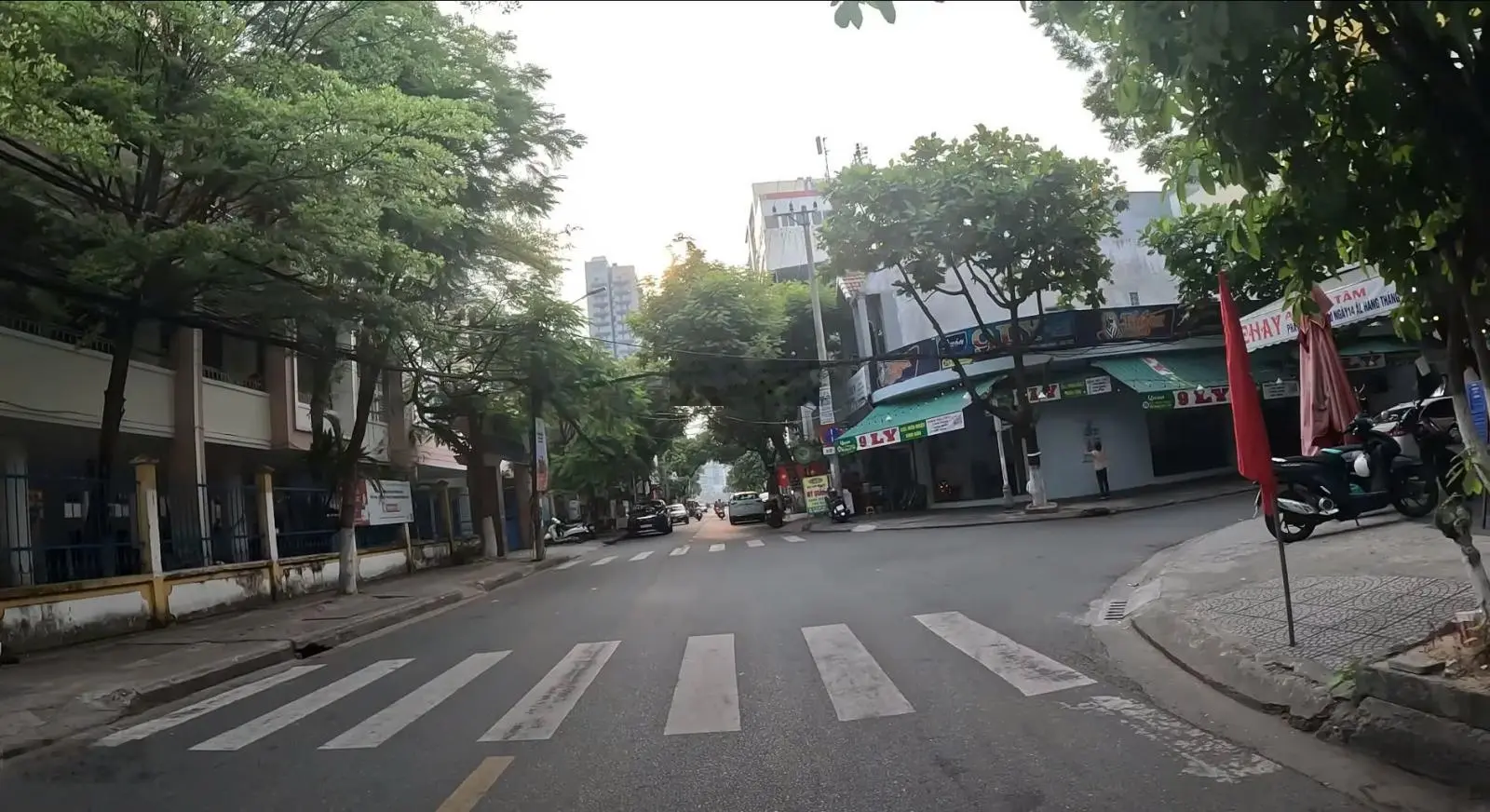Bán nhà 4 tầng 83m2 ngang 4m5 mặt tiền đường Lê Quý Đôn, Giá chính chủ cho khách thiện chí.