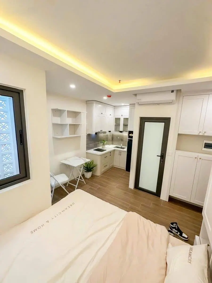 Bán CHDV phố Liễu Giai - Ba Đình. 110m2 x7 tầng Mt 5,5m giá 56,8 tỷ. Dòng tiền 150tr/tháng,cực hiếm