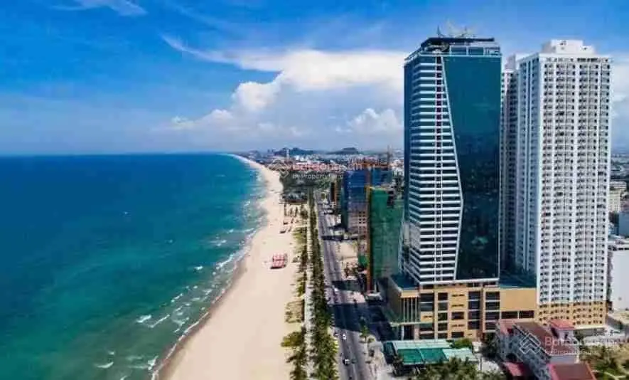 Siêu phẩm. Bán Villa Hội An. Dt 700m. Đầy đủ các công năng. Vào thu nhập ngay. Giá rẻ bất ngờ