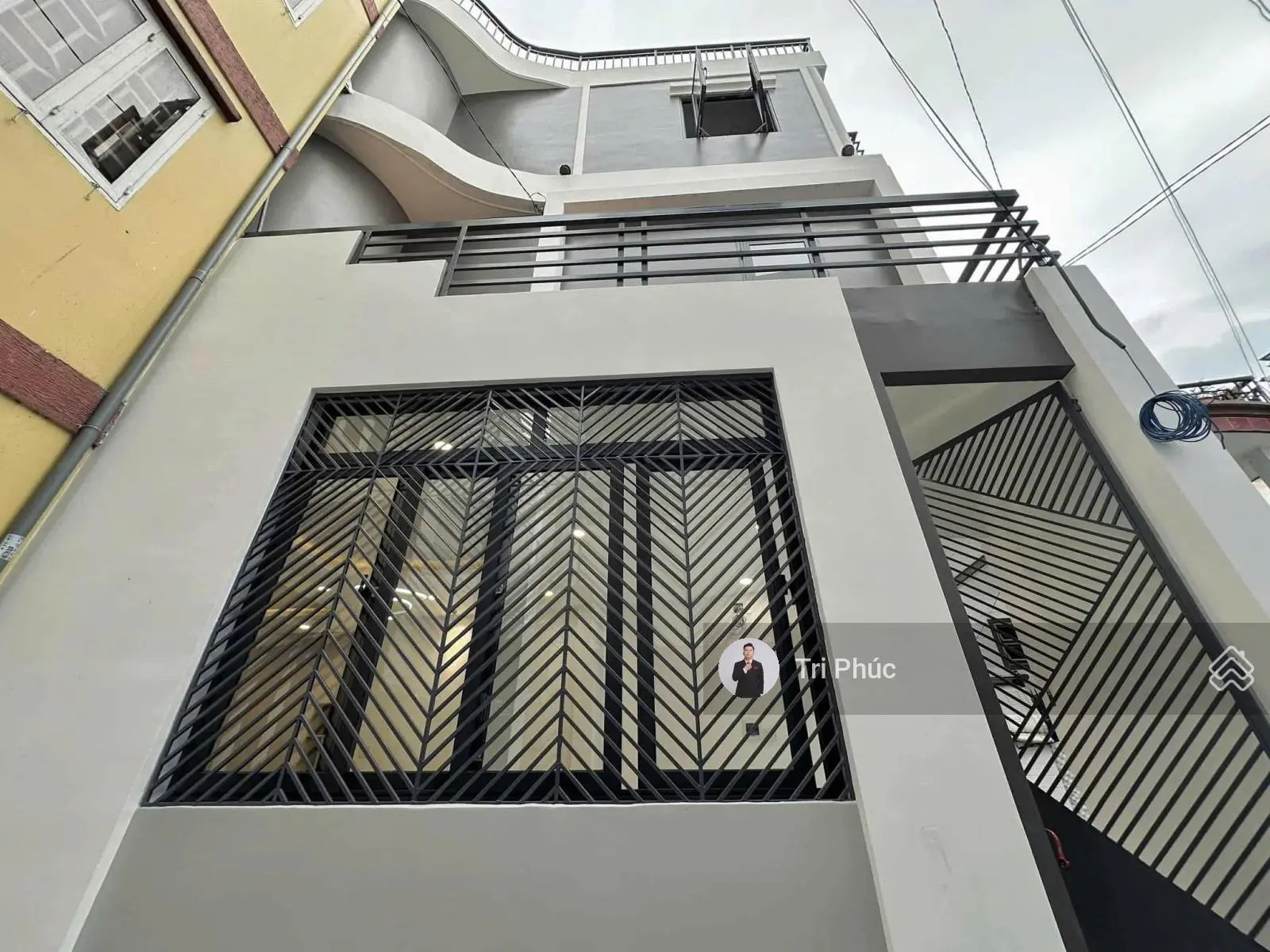 Gấp bán - Kế bên Phan Xích Long Phú Nhuận, 63m2 4PN full nội thất chỉ 7. X tỷ TL chính chủ