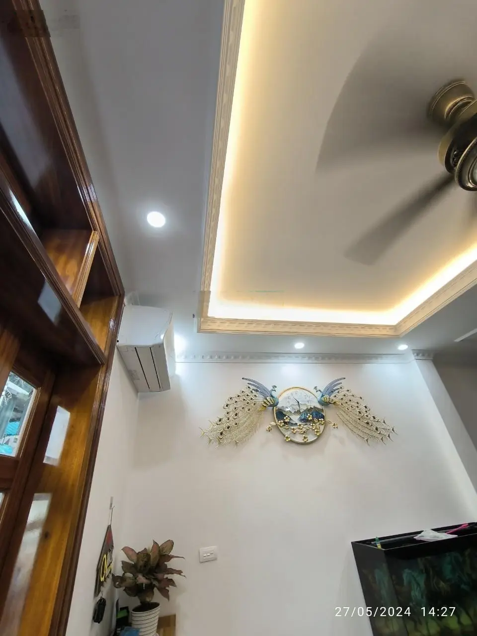 Bán nhà Thạch Bàn 45m2 x 4 tầng ô tô đỗ cửa 5 ngủ hơn 5 tỷ còn thương lượng 2 mặt tiền