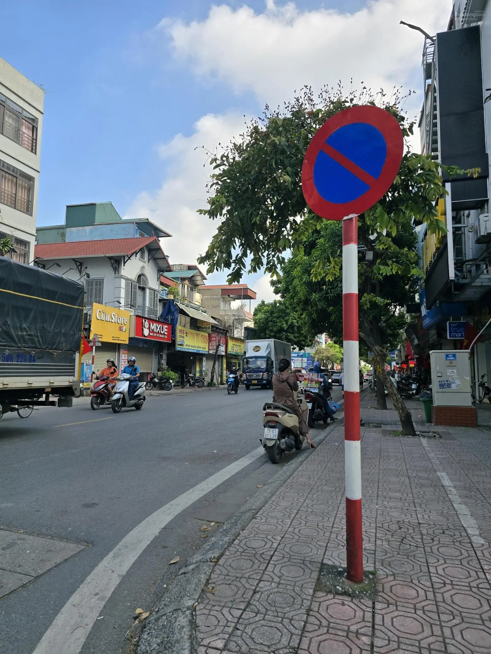 Siêu đẹp Sài Đồng, không lo xây mới! Bán nhà 3T Sài Đồng, phân lô, ô tô tránh, 75m2- MT 5m-15,5 tỷ.