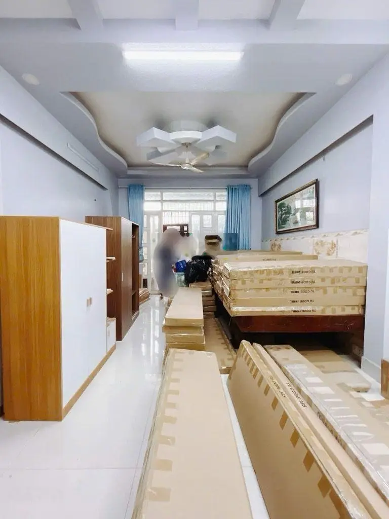 Xe hơi đậu trong nhà 4 tầng btct 60m2- 4,4*14- huỳnh tấn phát q7- chỉ nhĩnh 6 tỉ còn