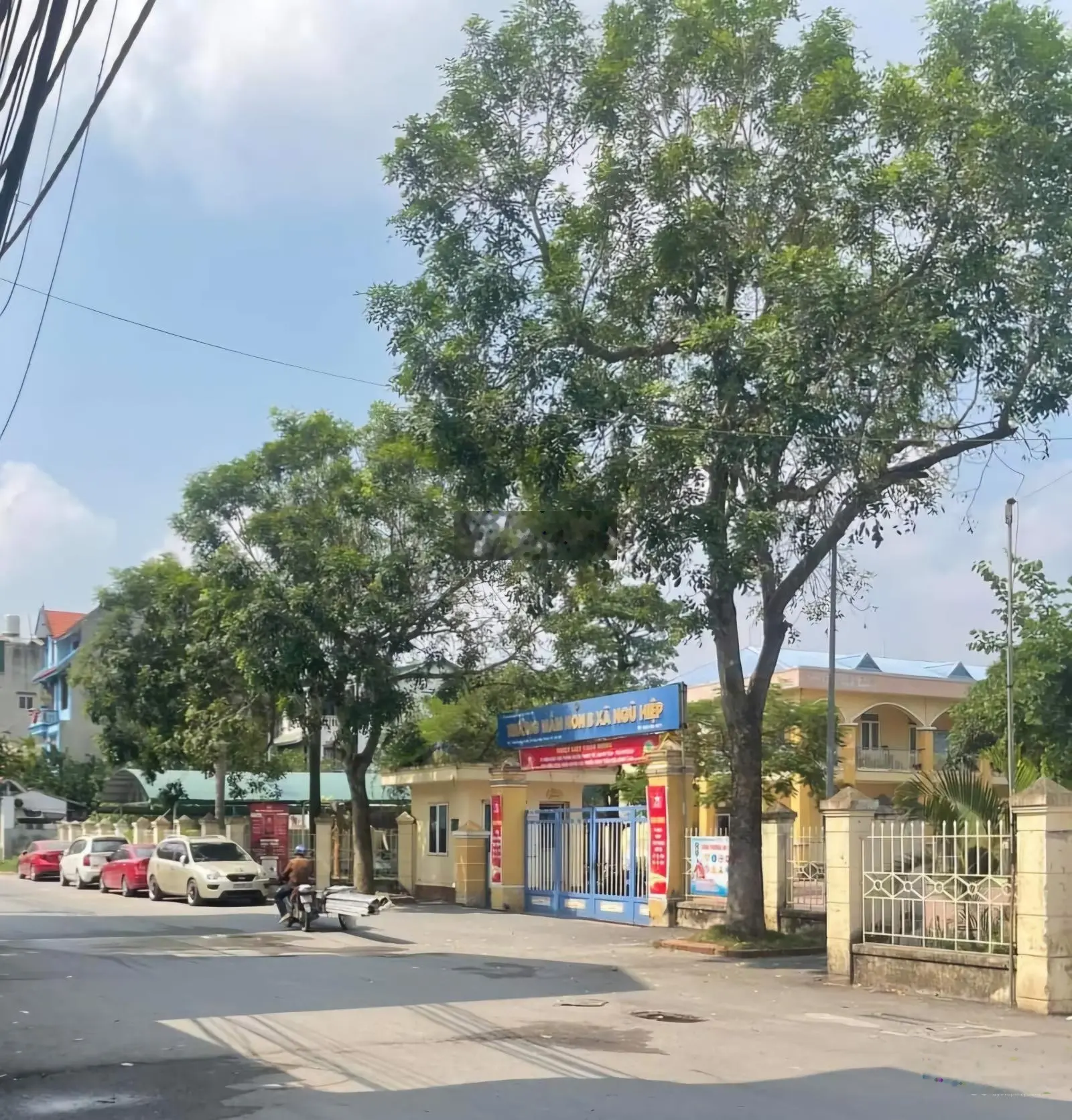 Sẵn 2 lô đất trung tâm ngũ hiệp, thanh trì, ô tô tải tránh, kinh doanh văn phòng, an sinh tiện ích