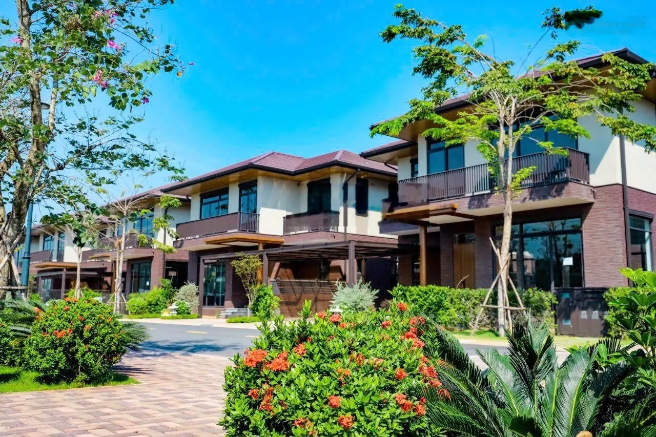 Biệt thự the Aqua KĐT Waterpoint - hàng CĐT Nam Long. Có chiết khấu đặc biệt. Thanh toán giãn 2 năm