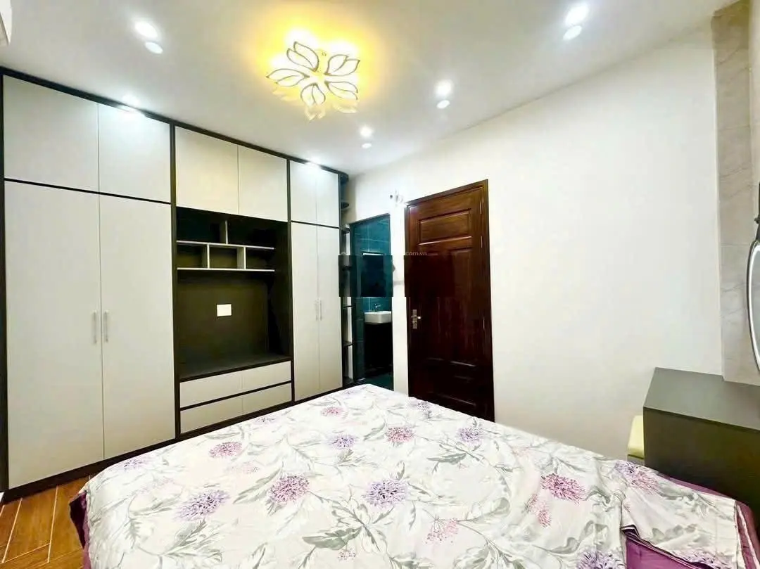 Bán nhà có gara oto hẻm 1806 Huỳnh Tấn Phát giá 6,6 tỷ