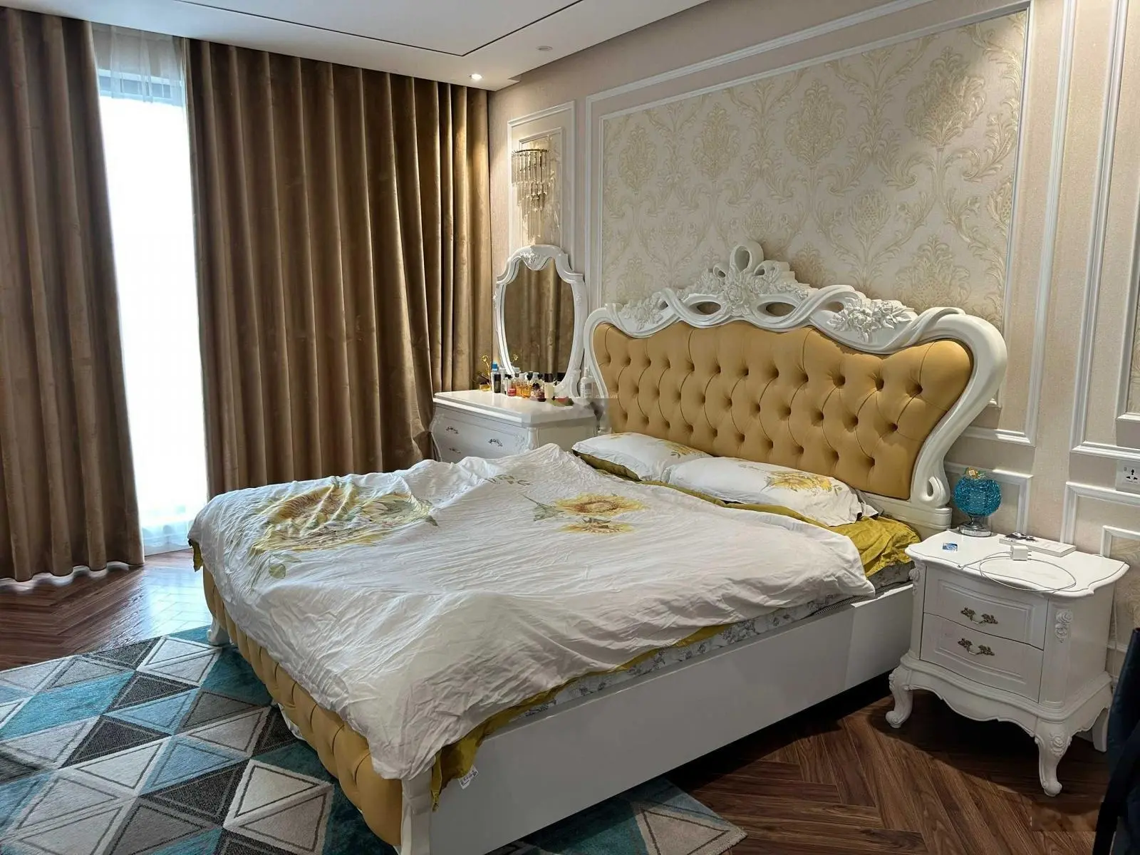 Chính chủ gửi bán căn góc 01 125m2 đẹp nhất chung cư King Palace