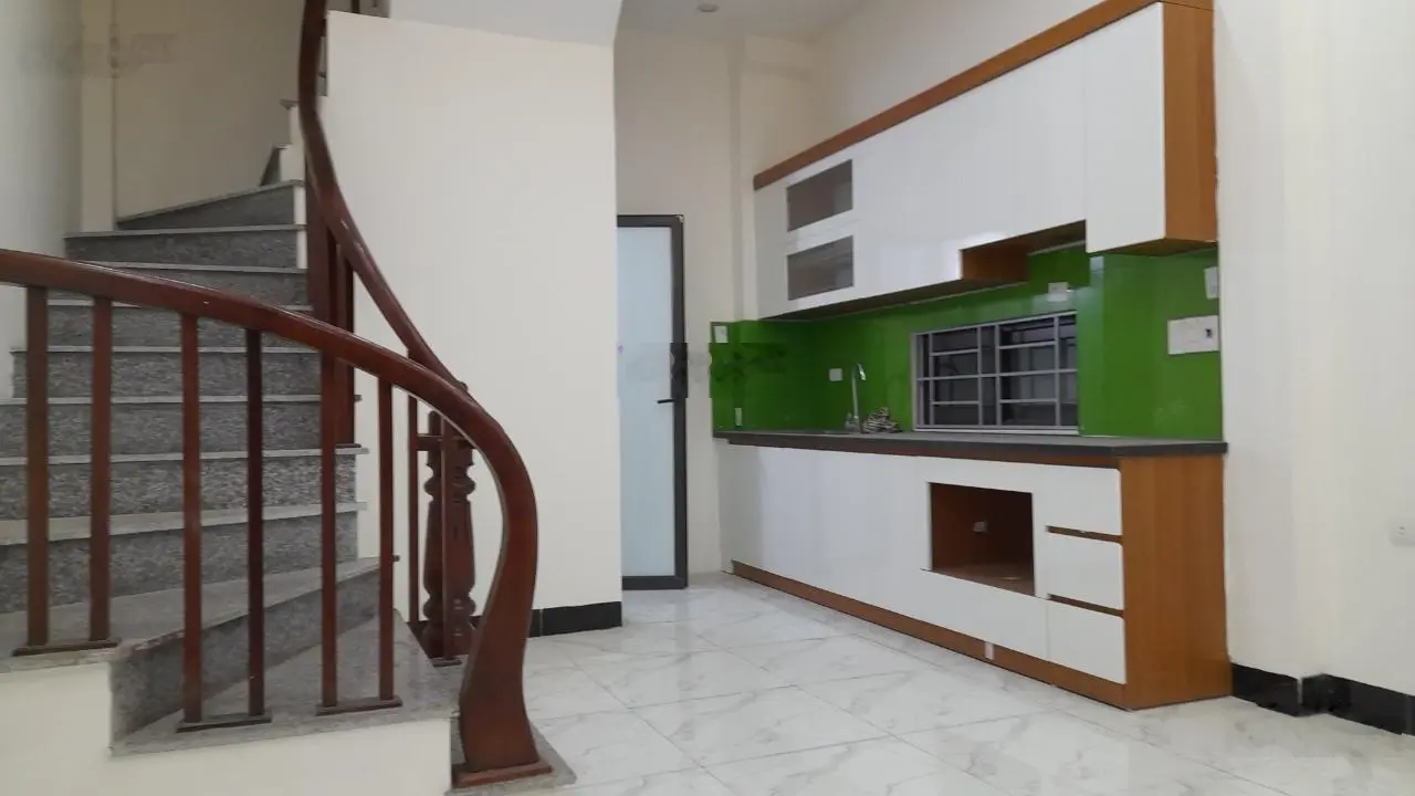Bán nhà mới ở Huỳnh Cung, Tam Hiệp, Thanh Trì. DT 33m2x5T. giá 3.855 tỷ 0946 511 ***