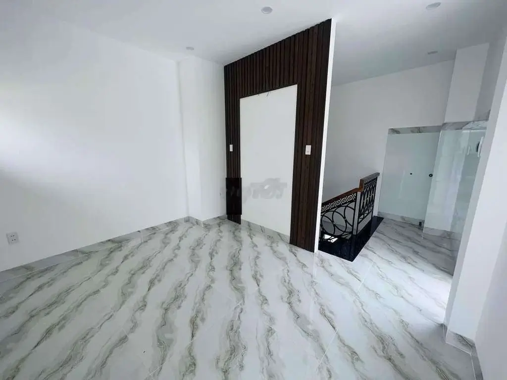 Cần Bán Nhà Đường Ba Cu 85m2 ngang 6,2m nhà đẹp có sân