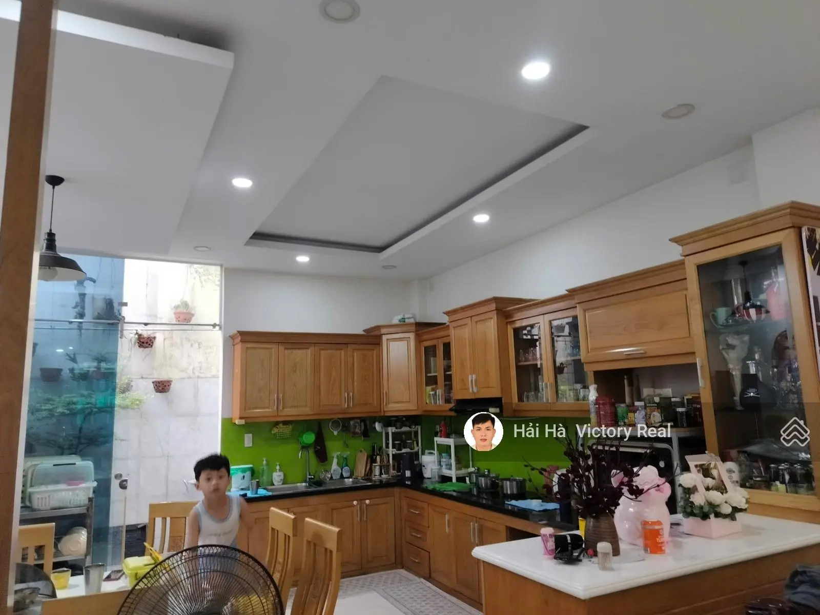 Bán nhà đẹp 3 tầng ở đường Phạm Văn Bạch - Tân Sơn _ DT: 5x17m, thiết kế hiện đại, gần mặt tiền