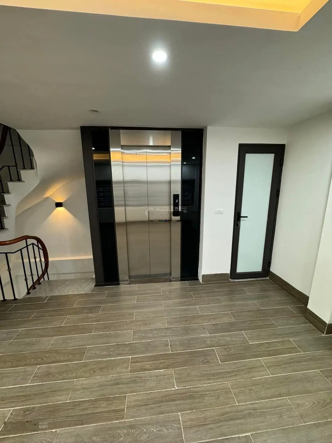 Giảm chào bán gấp nhà phố thái hà thang máy 35m, 7t, mt 5,2m, giá 11,4 tỷ, đống đa. 0971685580