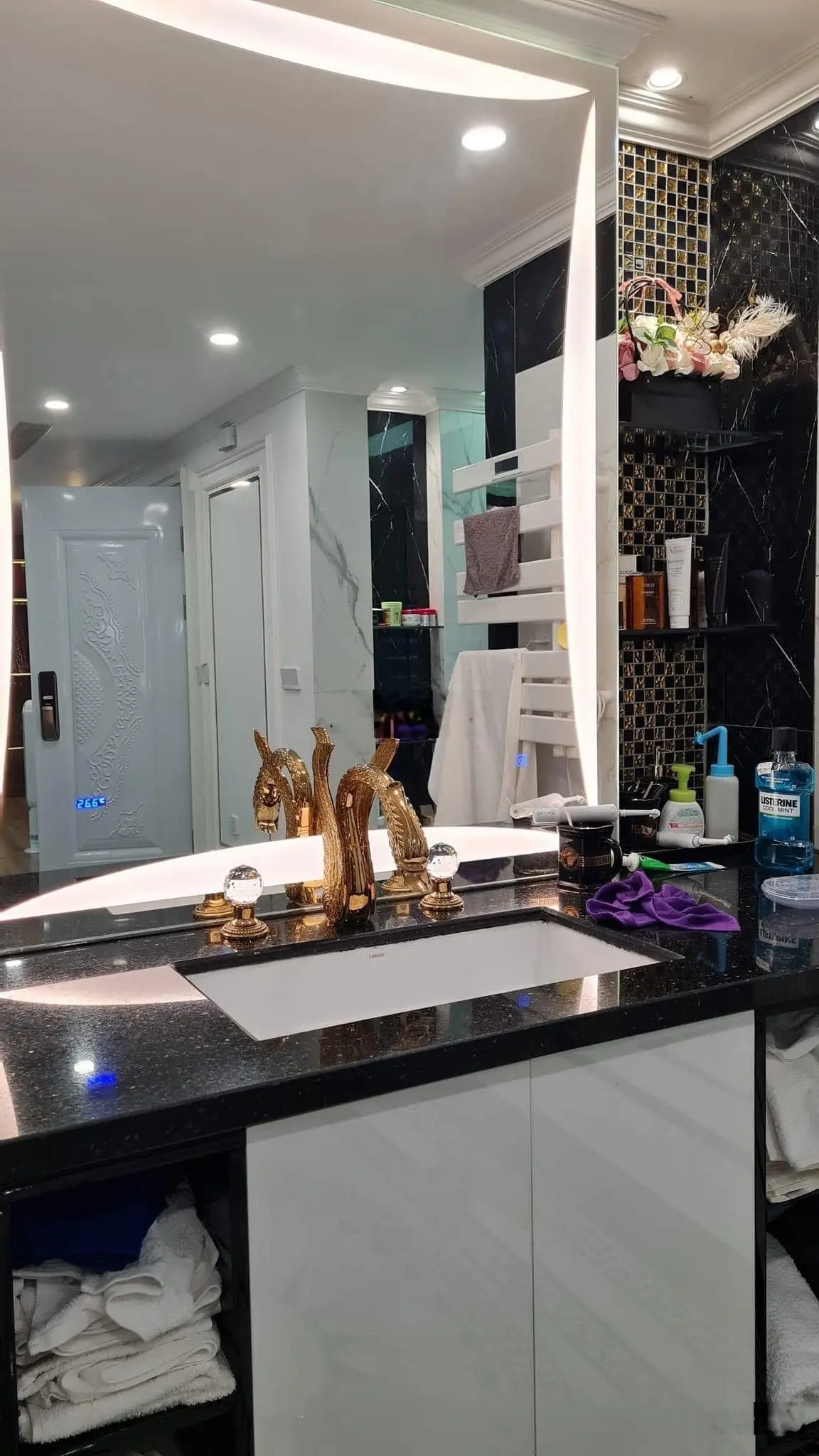 Phố phan văn trường 105m2 - 9 tầng thang máy - vỉa hè kinh doanh sầm uất - full nội thất. hơn 60 tỷ