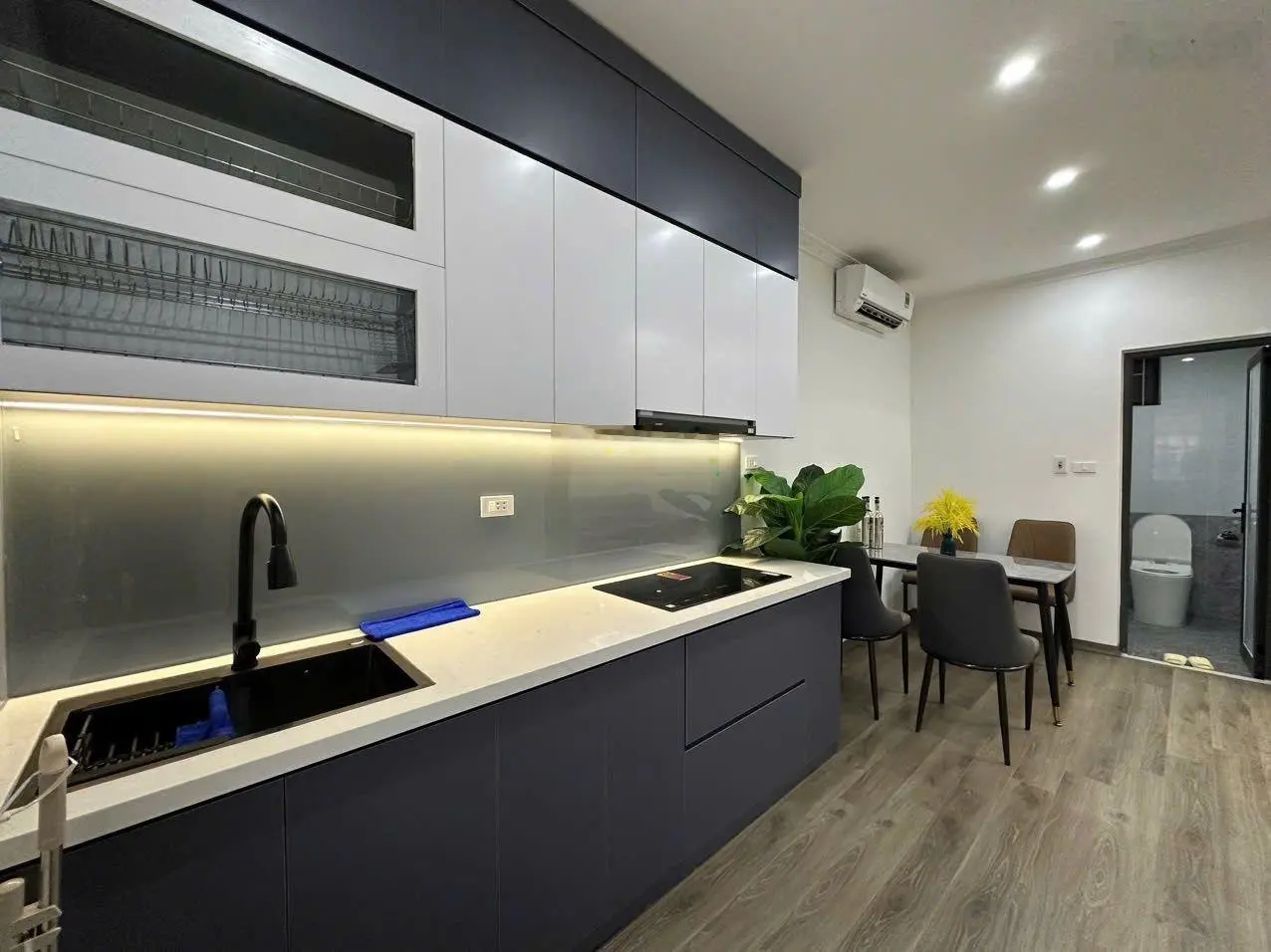 Vip KĐT Đại Kim 75m2 nhà đẹp - full nội thất - ở ngay - hàng xóm Aeon - tiện ích ngập tràn. 3.5tỷ