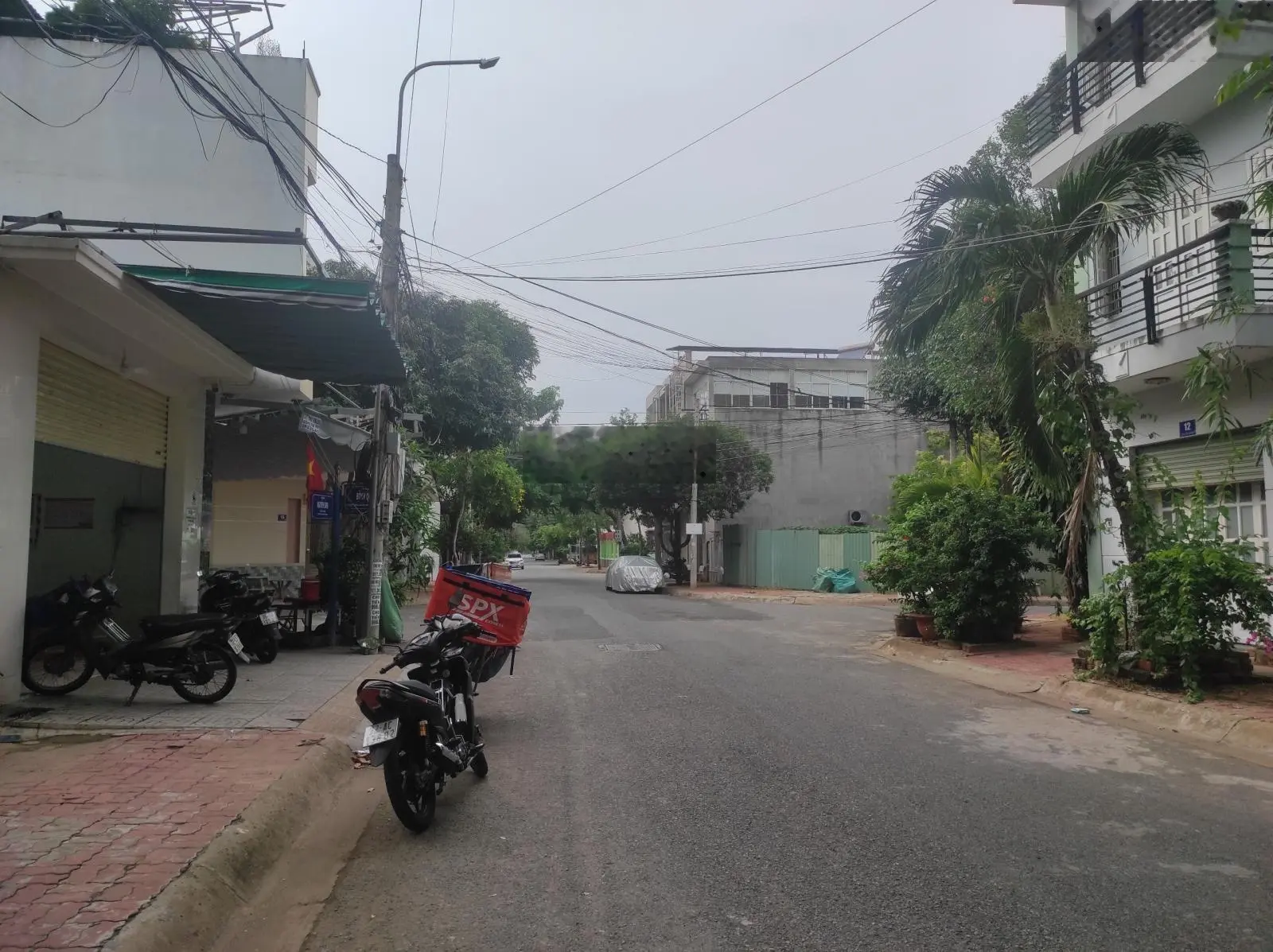Bán 2 lô đất vị trí căn góc đối diện công viên trung tâm Chí Linh 1 P10 thành phố Vũng Tàu