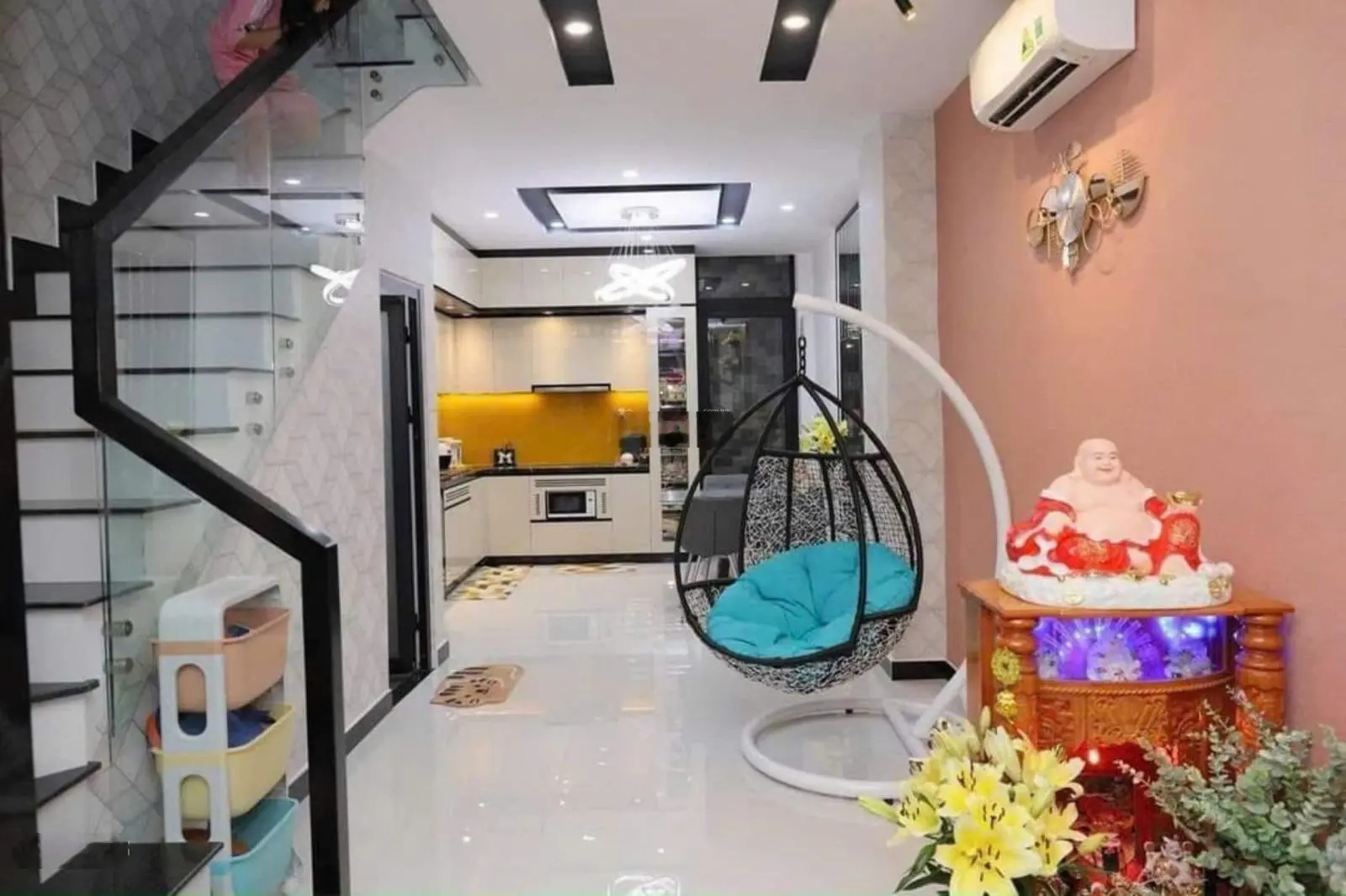 Mua nhà đường Lê Văn Sỹ, Quận Phú Nhuận, DT 55m2, sổ hồng riêng