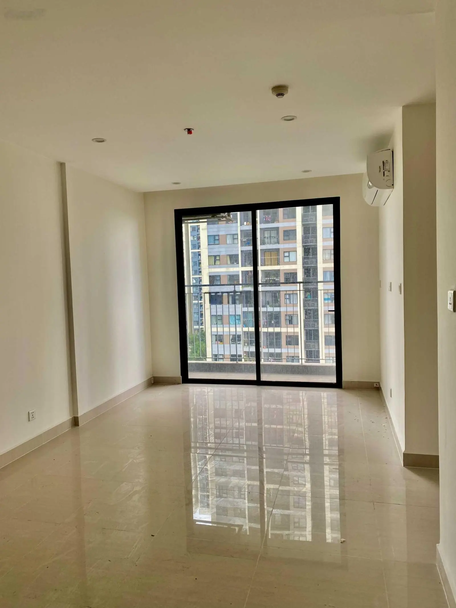 3 tỷ cho căn hộ 3 phòng ngủ Đông Nam tại Vinhomes Quận 9
