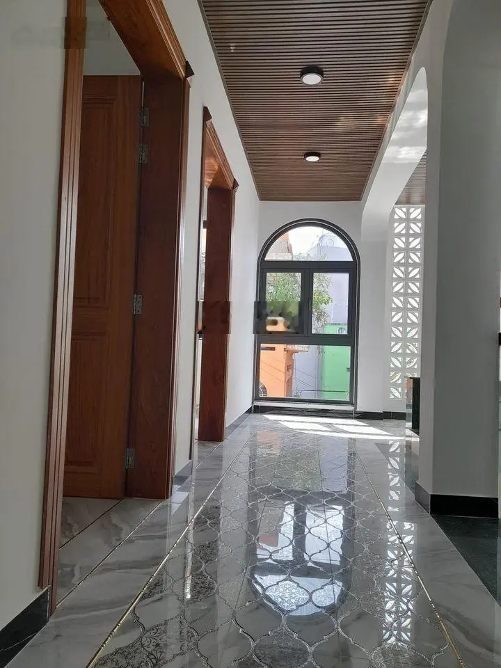 Bán nhanh nhà Khuông Việt, Tân Phú, 126m2, 1T3L, đang cho thuê làm văn phòng, hẻm to 4,5m