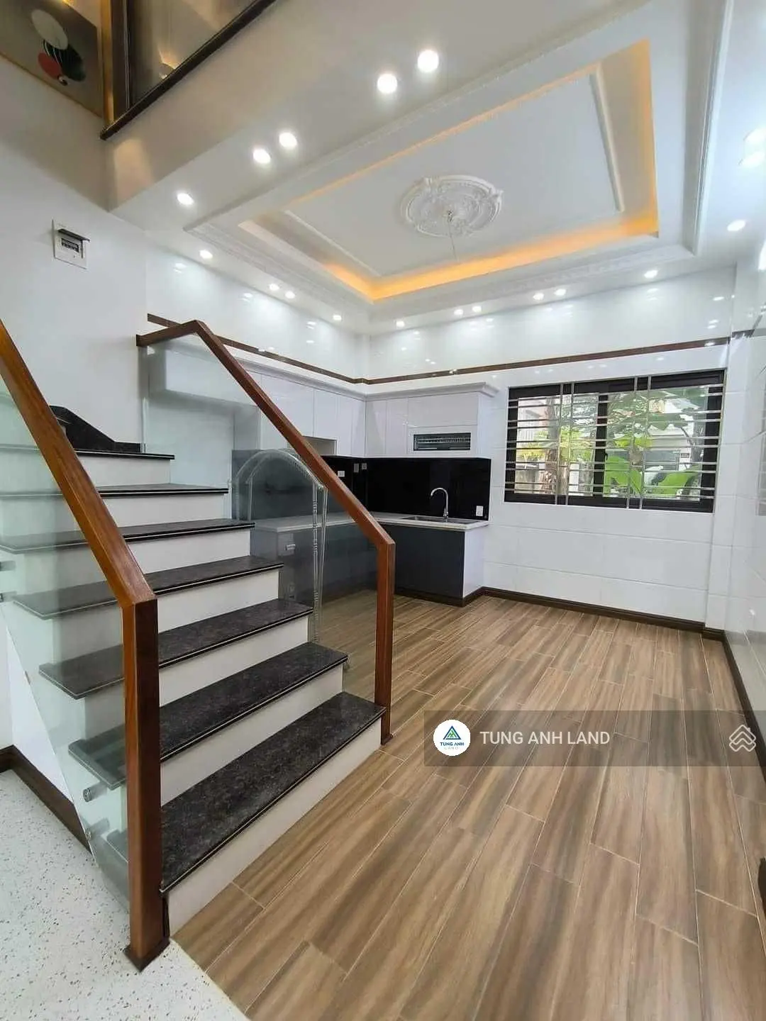 Bán nhà 4 tầng 40m2 Đông TT tại TĐC Sao Sáng, Hải An