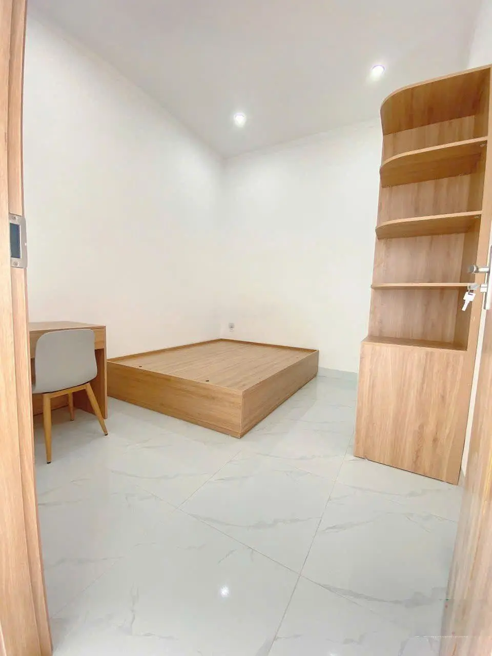Bán nhà mt nguyễn trãi gần chợ lái thiêu thuận an