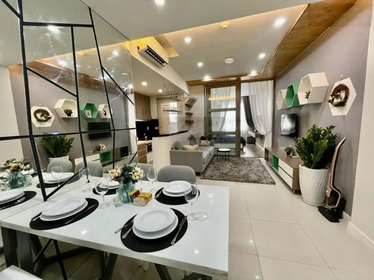 Bán căn hộ 1 phòng ngủ Lexington, nhà đẹp - 2.760 tỷ