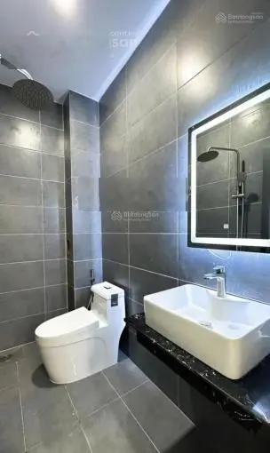 Làm ăn thua lỗ cần bán nhà đường Phan Xích Long, P.2, Phú Nhuận. DT:59,1(5 x 11,82). Giá: 7,9tỷ