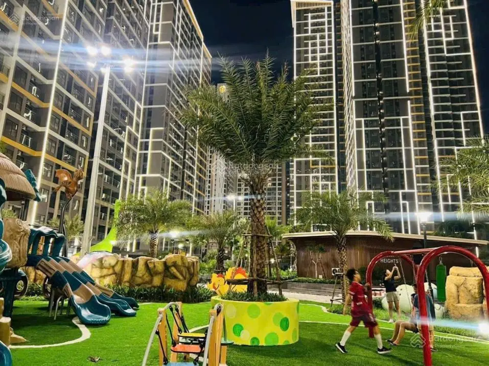 Căn hộ Beverly Solari 2PN tại Vinhomes Grand park Quận 9, giá từ 2.71 tỷ, Ck 17,3 %. HTLS 18 tháng
