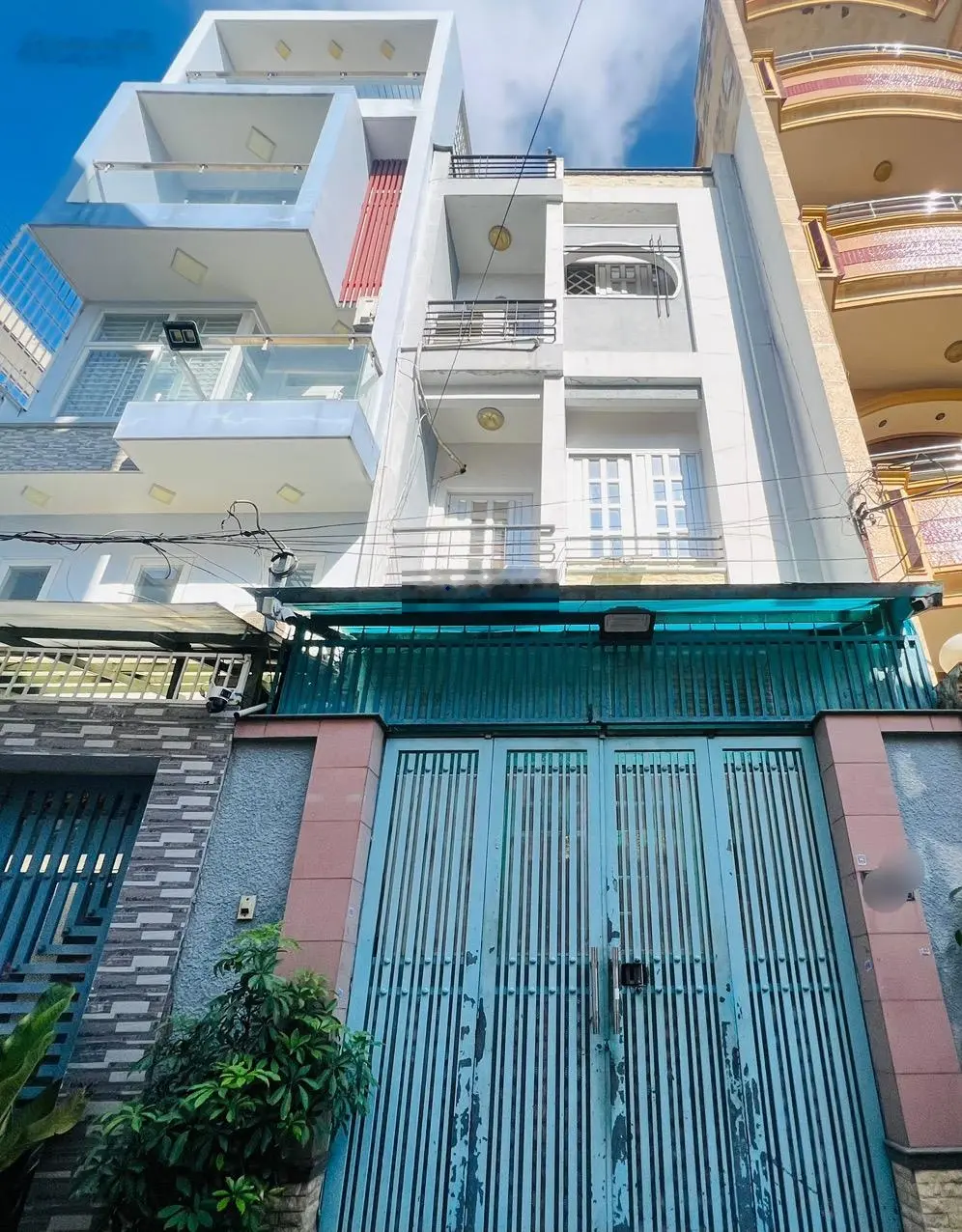 Bán nhà riêng p10 ,tân bình -4 tầng - hẻm xe hơi - sổ nở hậu- 96m2 - 11 tỷ