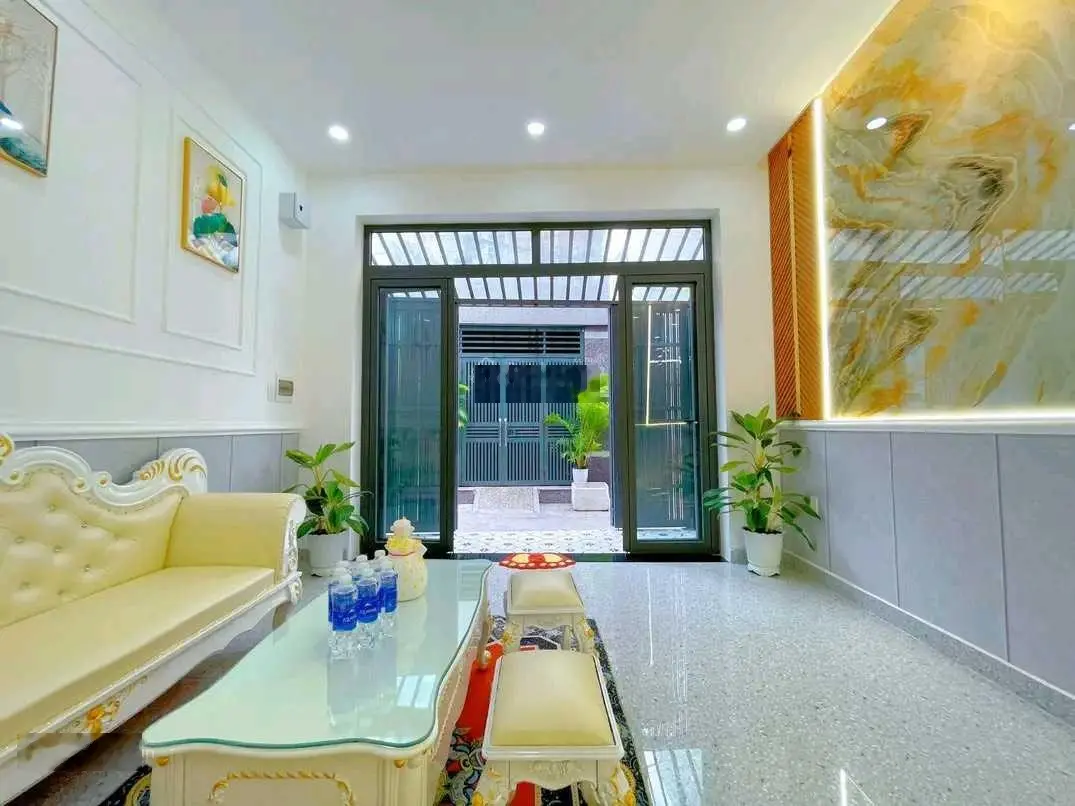 Nhà ngộp bán gấp căn 42m2 hẻm xe hơi đường Phan Đình Phùng P2 Phú Nhuận. Triệu. Sổ riêng