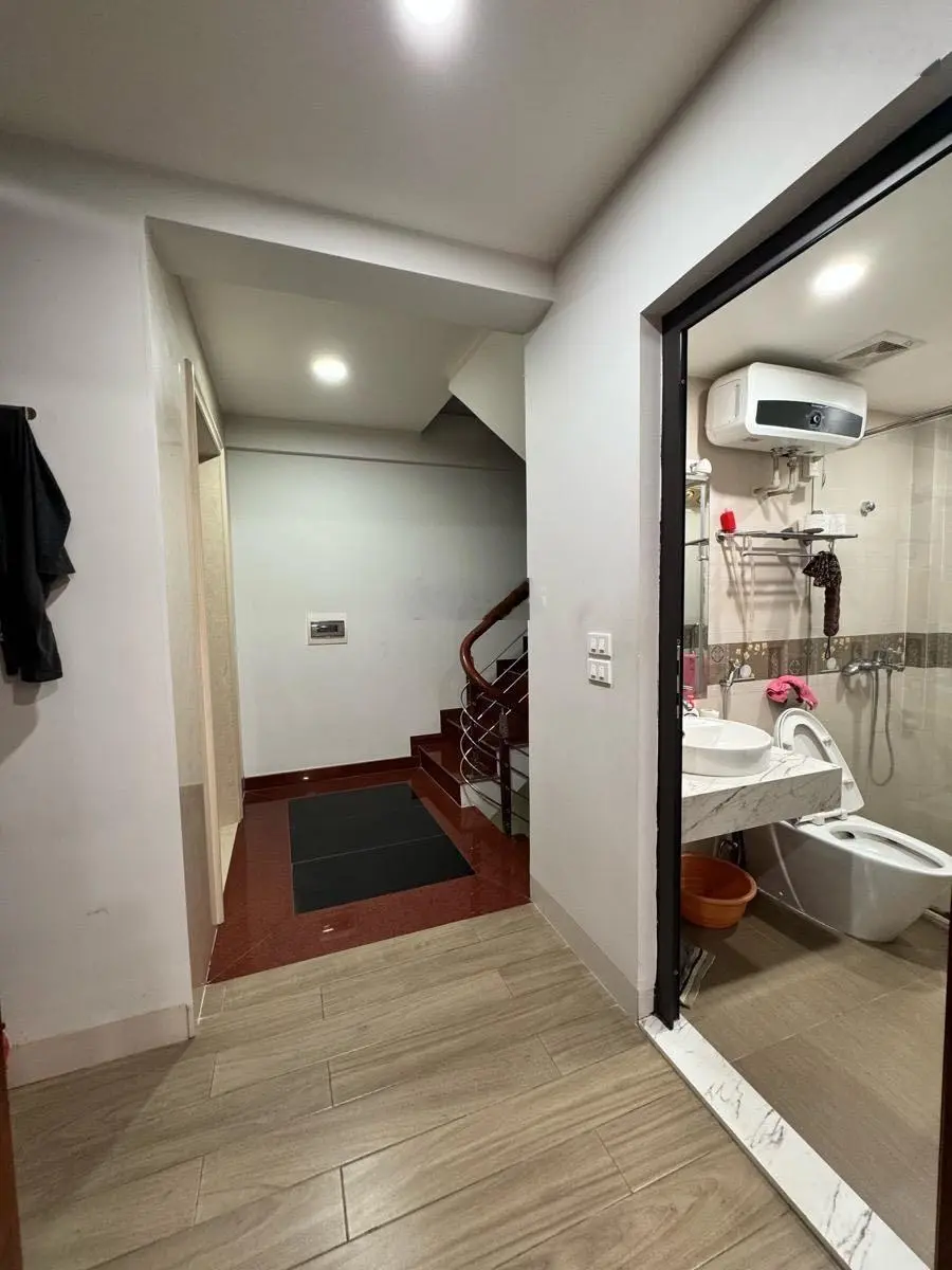 Chính chủ! Bán nhà 7 tầng Hào Nam, thang máy, 1 nhà ra mặt phố, MT 6m, có thiết kế, 62m2, 19.3 tỷ