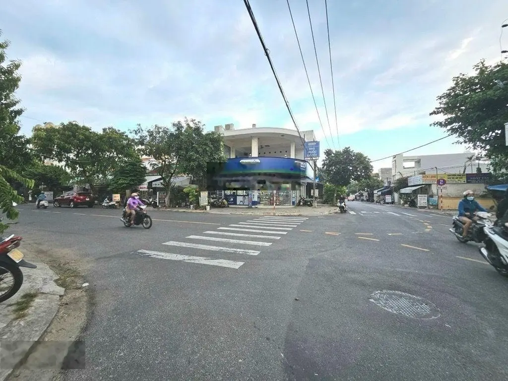 Chỉ 5.5 Tỷ DT 97m2, đường lớn 11m25,Dương Thị Xuân Quý,sát An Thựơng, Phan Tứ, Bà Huyện Thanh Quan