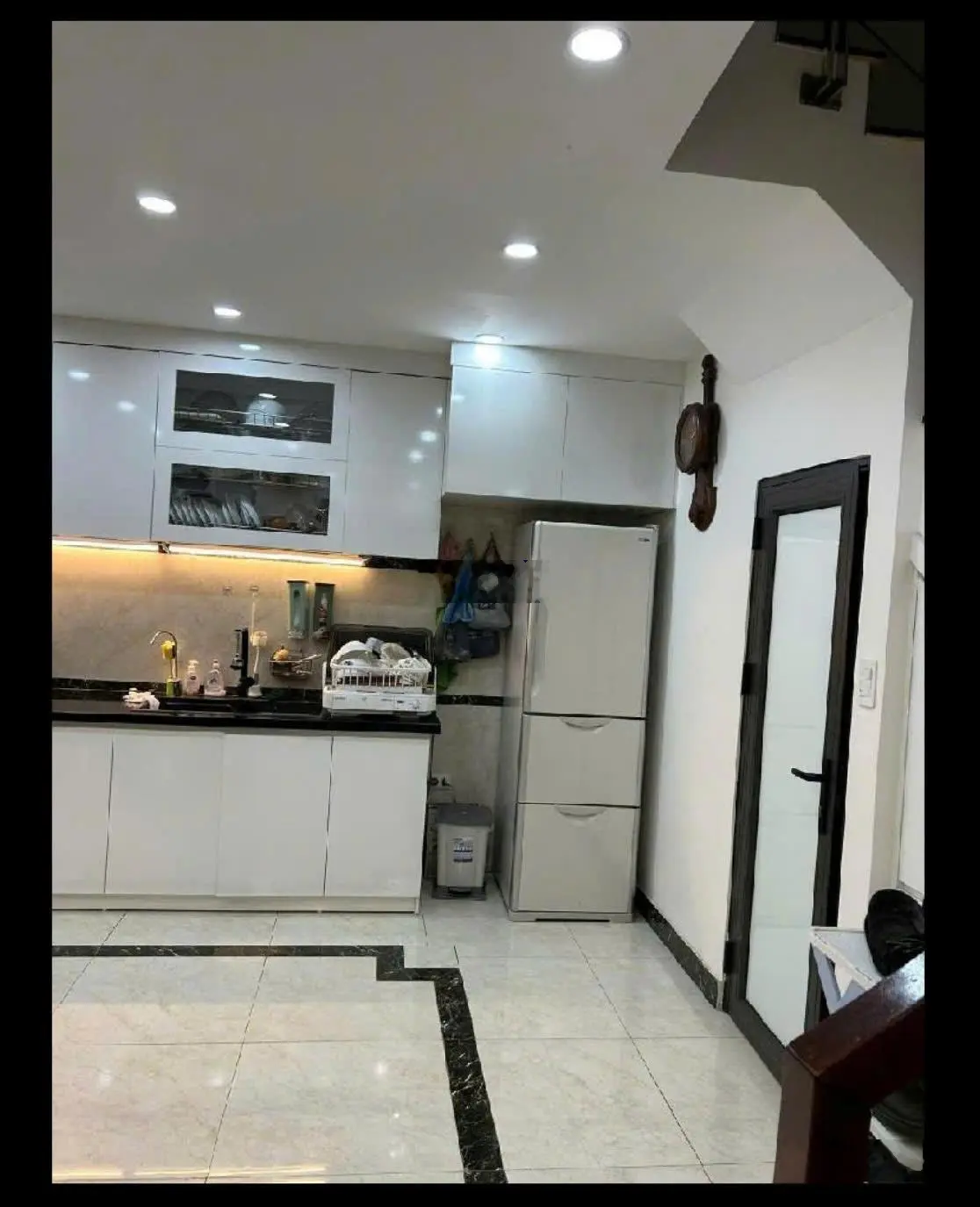 Siêu phẩm Kim Mã, 50m ra phố, nhà đẹp dân xây, DT: 56m2, 4T, giá: 11.95 tỷ