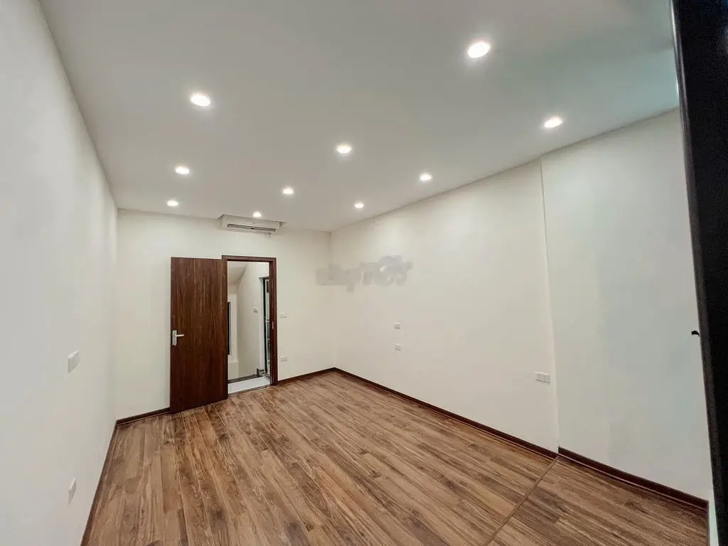 Bán nhà quang trung-ô tô vào cửa- 30m2 - 4 tầng- dân xây mới nguyên