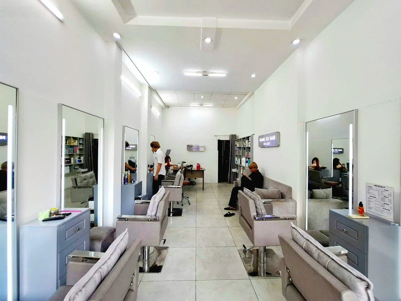 Bán nhà mặt phố Kênh Tân Hóa, 5,3 tỷ, 42m2, chính chủ giá siêu hời, Tân Phú, HCM
