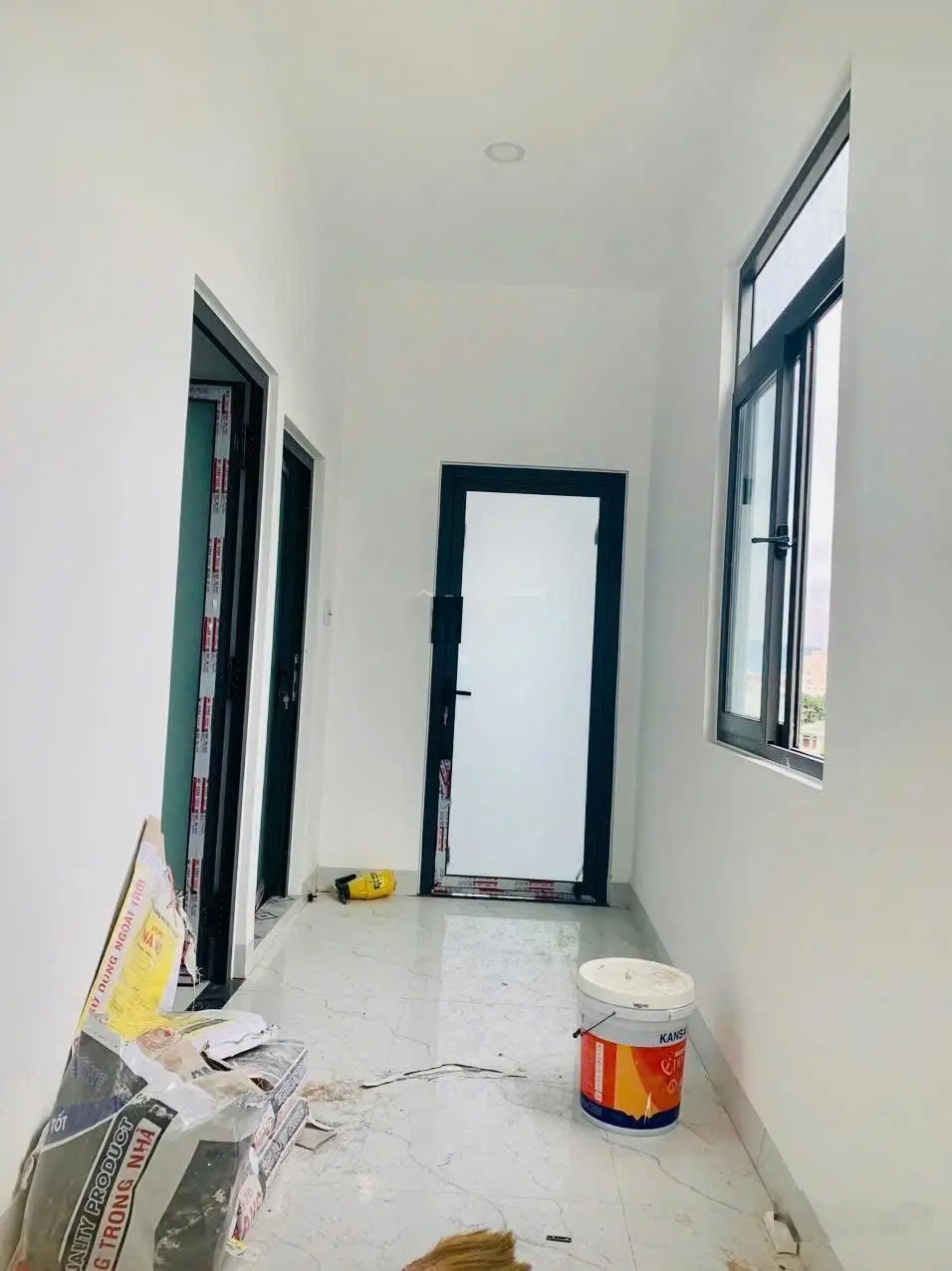 Bán nhà mới Ngô Đến Nha Trang, cách biển chỉ 1km, cách đường 2/4 chỉ 400m. Đường 2 oto né nhau