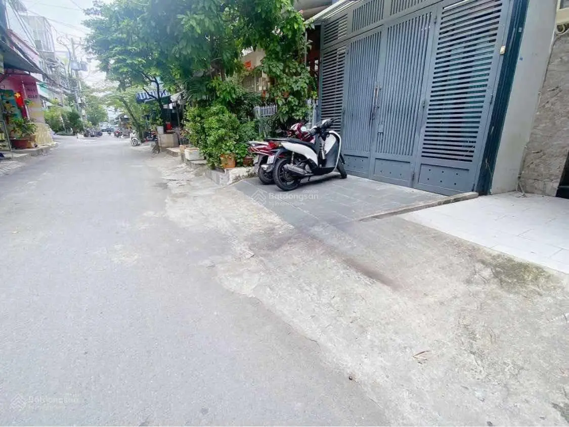 Bán nhà siêu đẹp hẻm 12m Lê Thị Bạch Cát 7 tầng thang máy xịn chỉ 10 tỷ