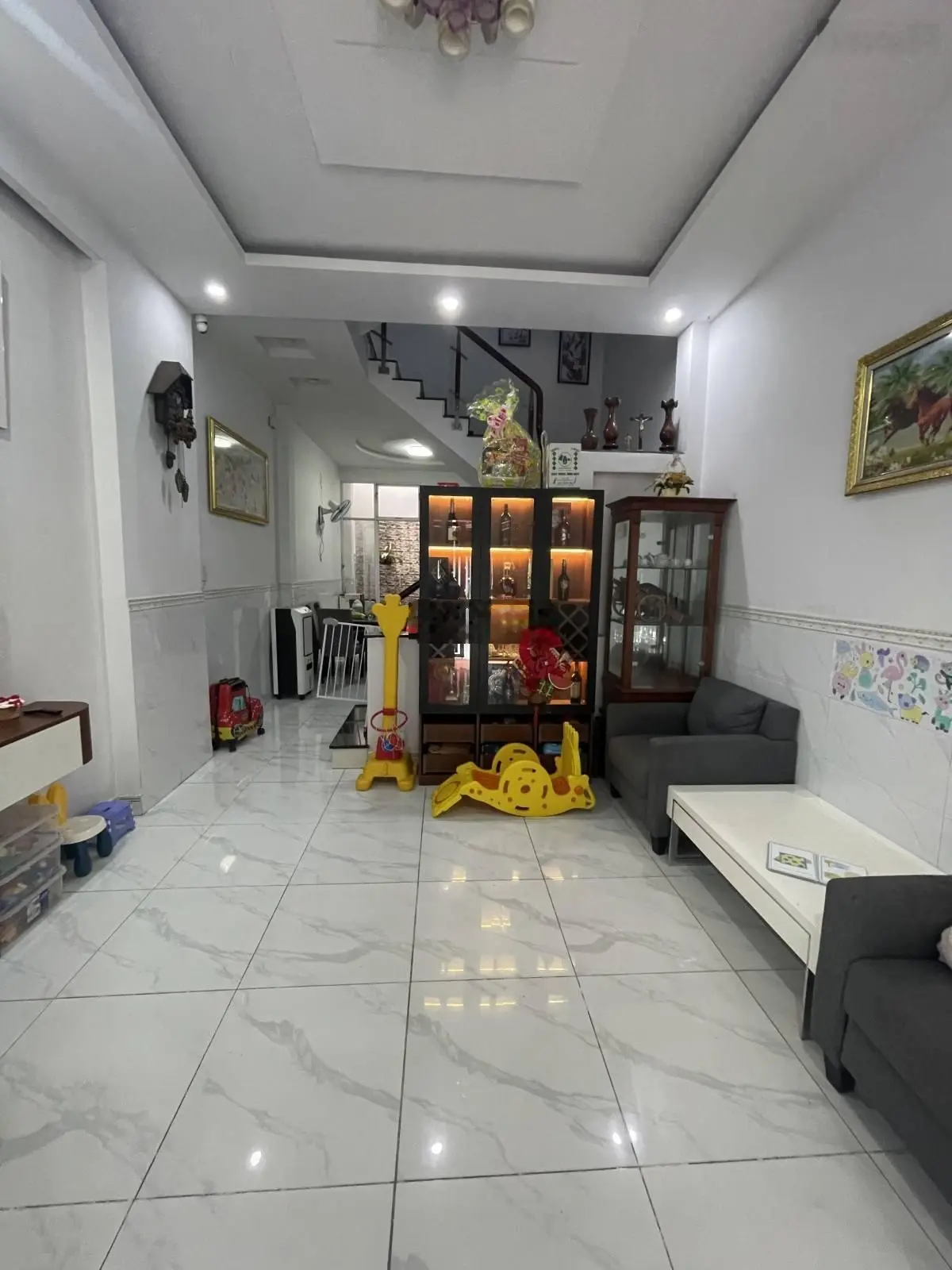 Nhà riêng sổ hồng 56m2, hẻm vào ô tô quay đầu, nhà 3 lầu, 4PN, 4WC