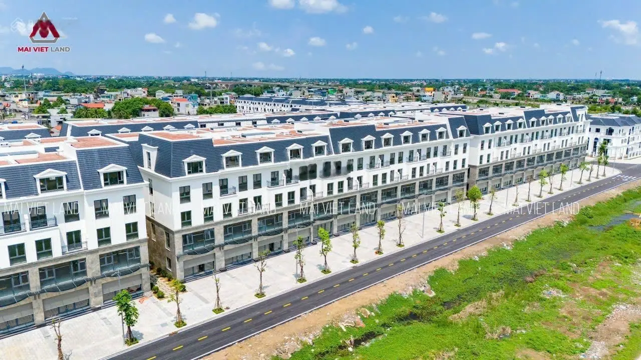 Bán shophouse 5 tầng vị trí trung tâm, đối diện Vinhome Thanh Hoá, sổ đỏ trao tay, HTLS 0%