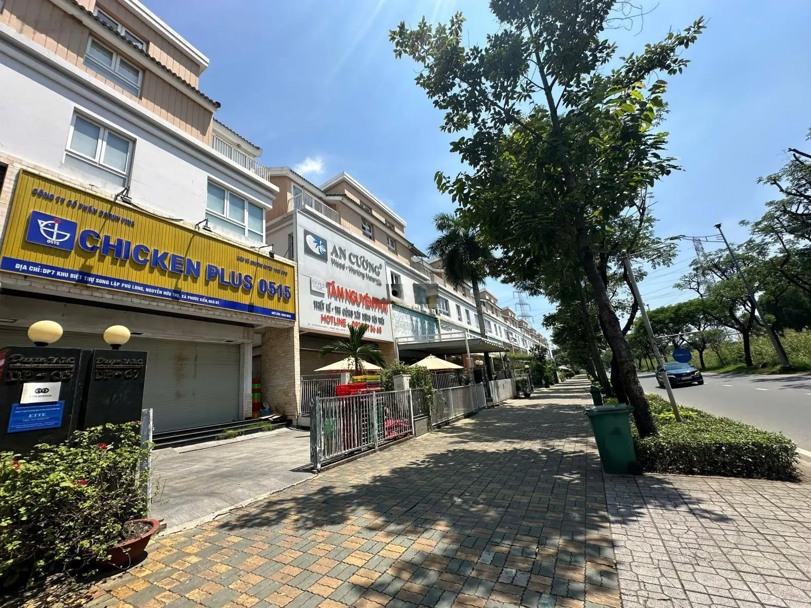 Hàng ngộp, bán rất gấp căn BT song lập Dragon Parc 1 Nguyễn Hữu Thọ, Nhà Bè. DT 8x21m giá 13,9 tỷ