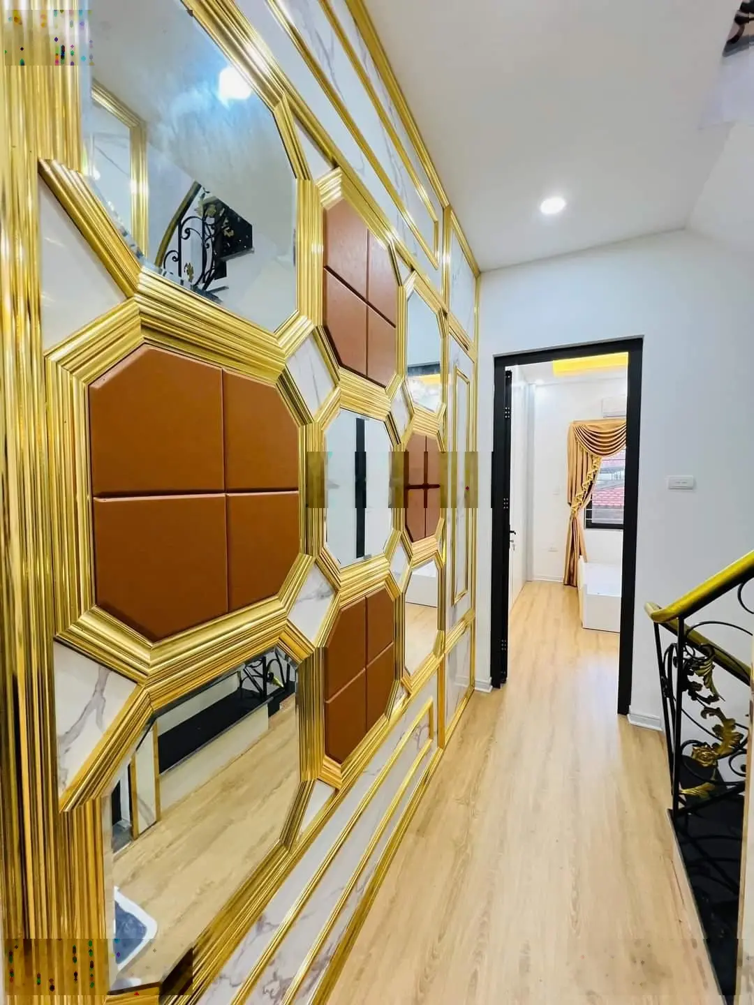Bán nhà phố Đặng Tiến Đông,Đống Đa, Nội thất LUXURY đẳng cấp, ô tô đỗ cổng, tặng full nội thất