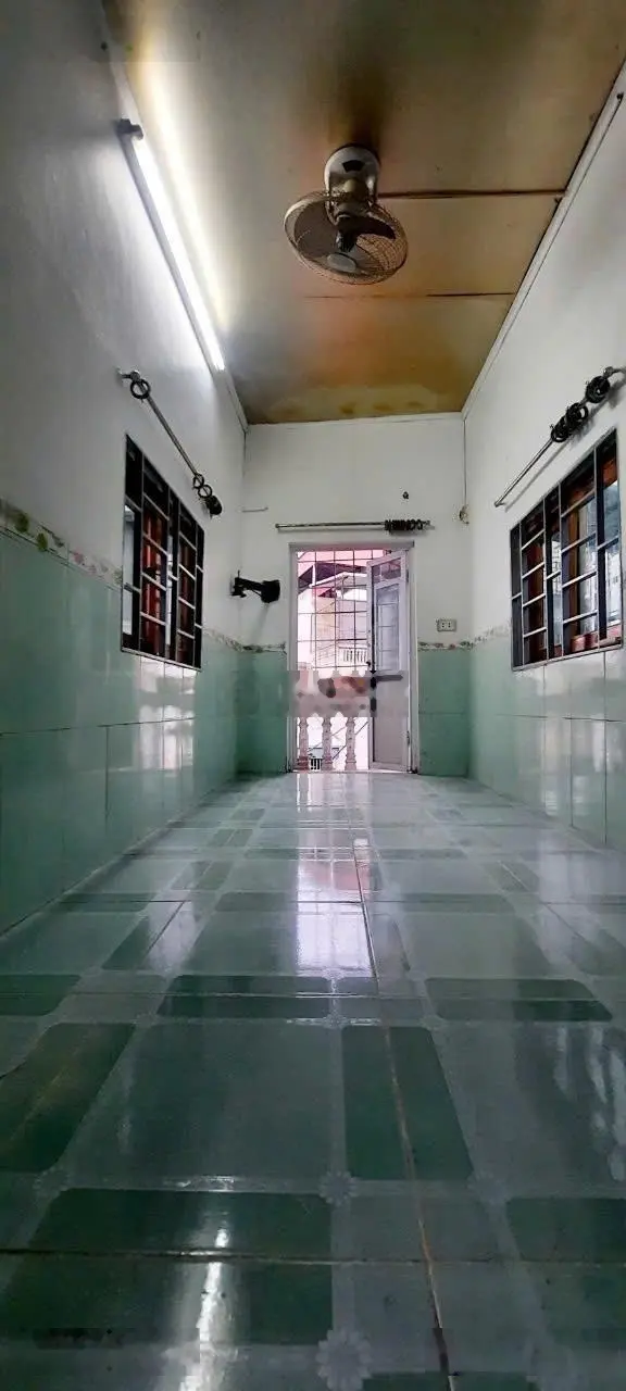Cần bán nhà Định Công 16m2 lô góc 3 tầng giá 1.3 tỷ