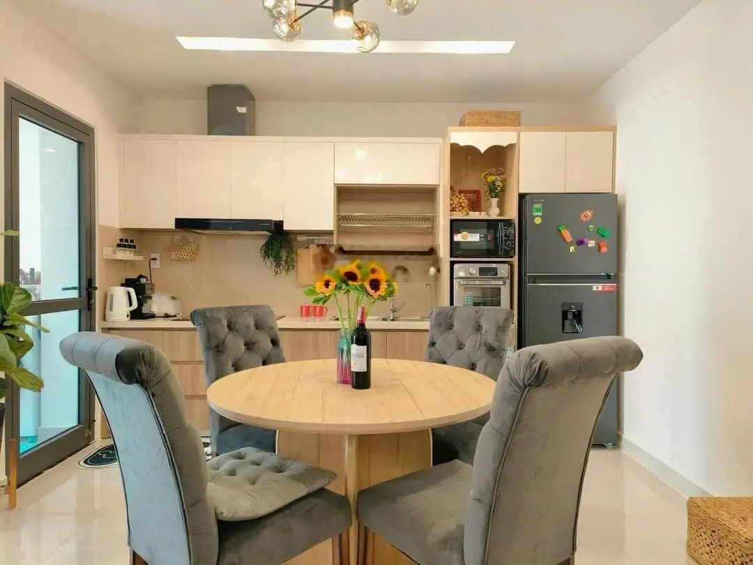 Bán căn hộ view hồ CT9 Vĩnh Điềm Trung DT 75m2 2PN tầng cao, nội thất như hình giá 3.2 tỷ