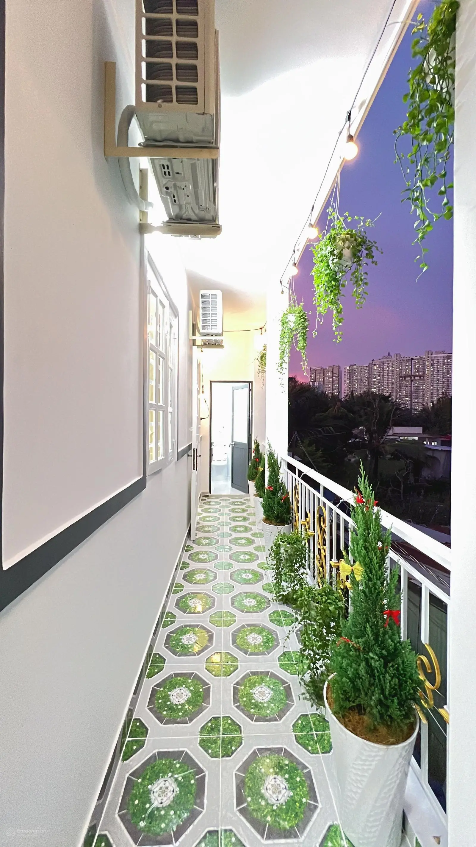 Bán nhà quận 7, đường huỳnh tấn phát, 5,5m x 10m nhà 2 tầng, 3pn, 2wc shr ccvb 2,25 tỷ.