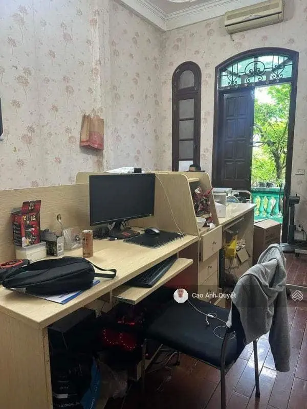 Bán nhà phố Phương Mai Quận Đống Đa view hồ 66m2 6T ô tô tránh 2 vỉa hè 2 thoáng 23 tỷ Phương Mai